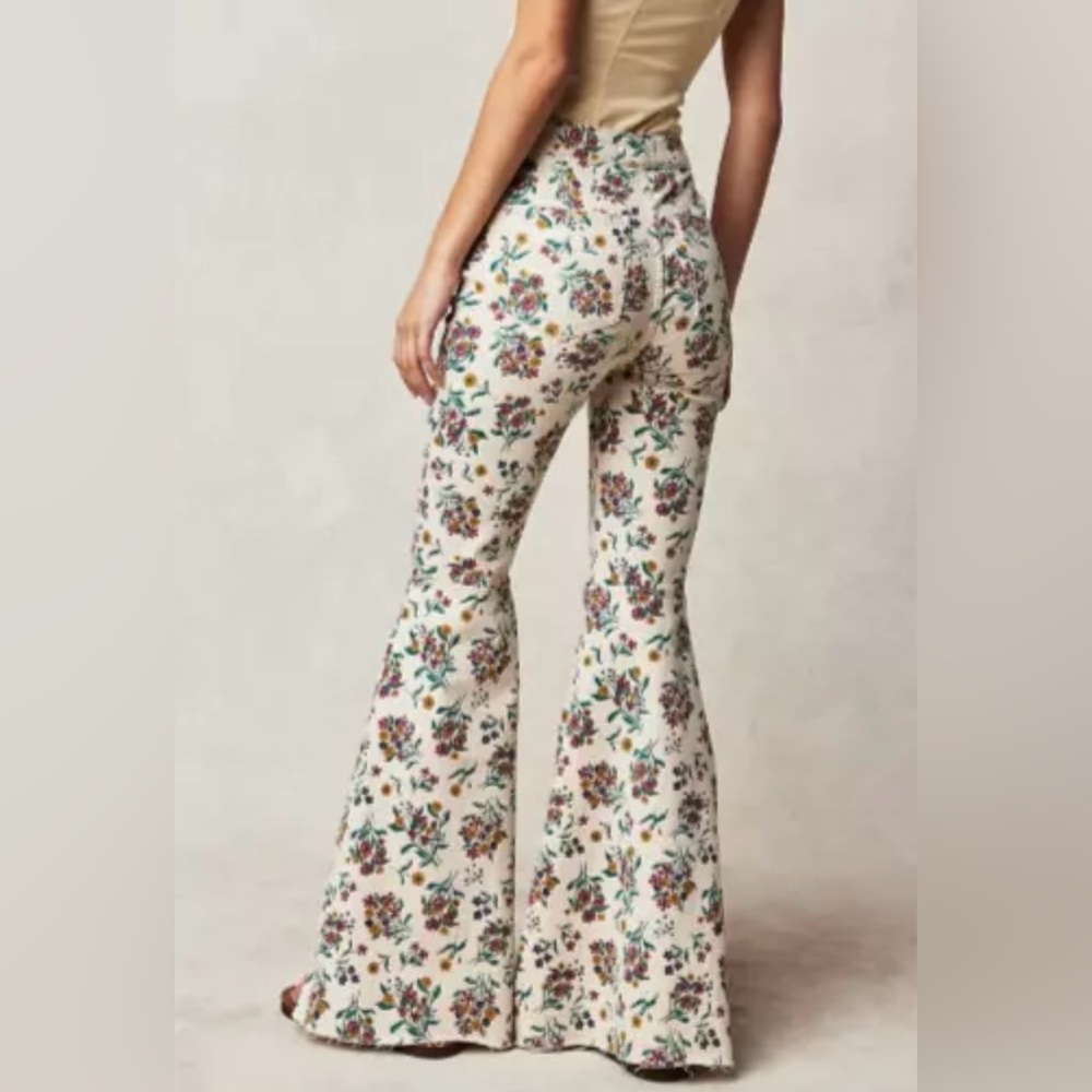 Free The People Float On Flare size 30 NWT